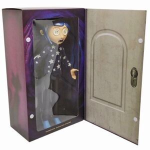NIB *Super7 "CORALINE" Supersize Button Eyes 16" Tall Glow Doll